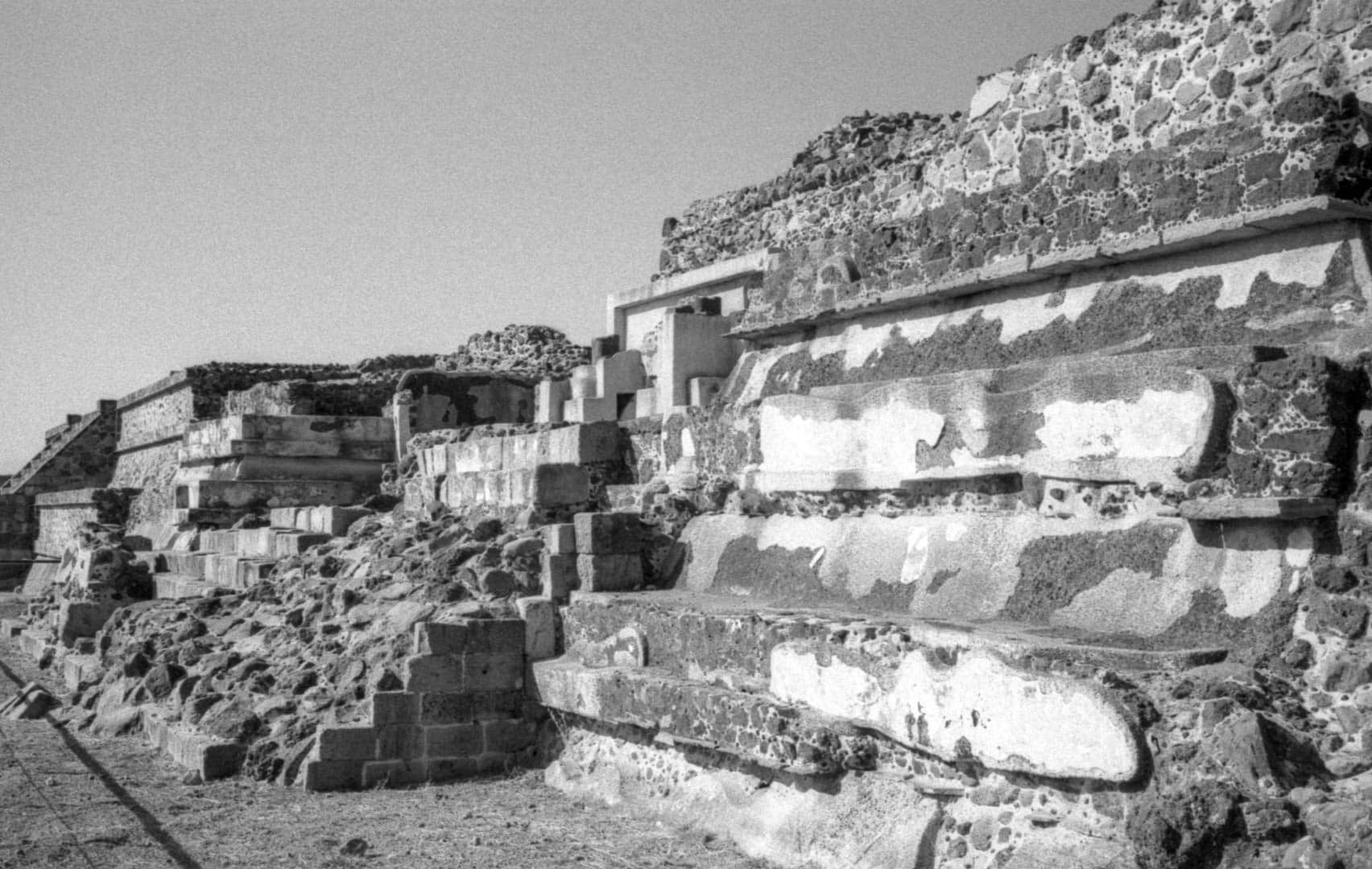 Teotihuacan walls