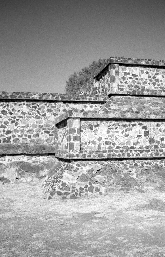 Teotihuacan walls